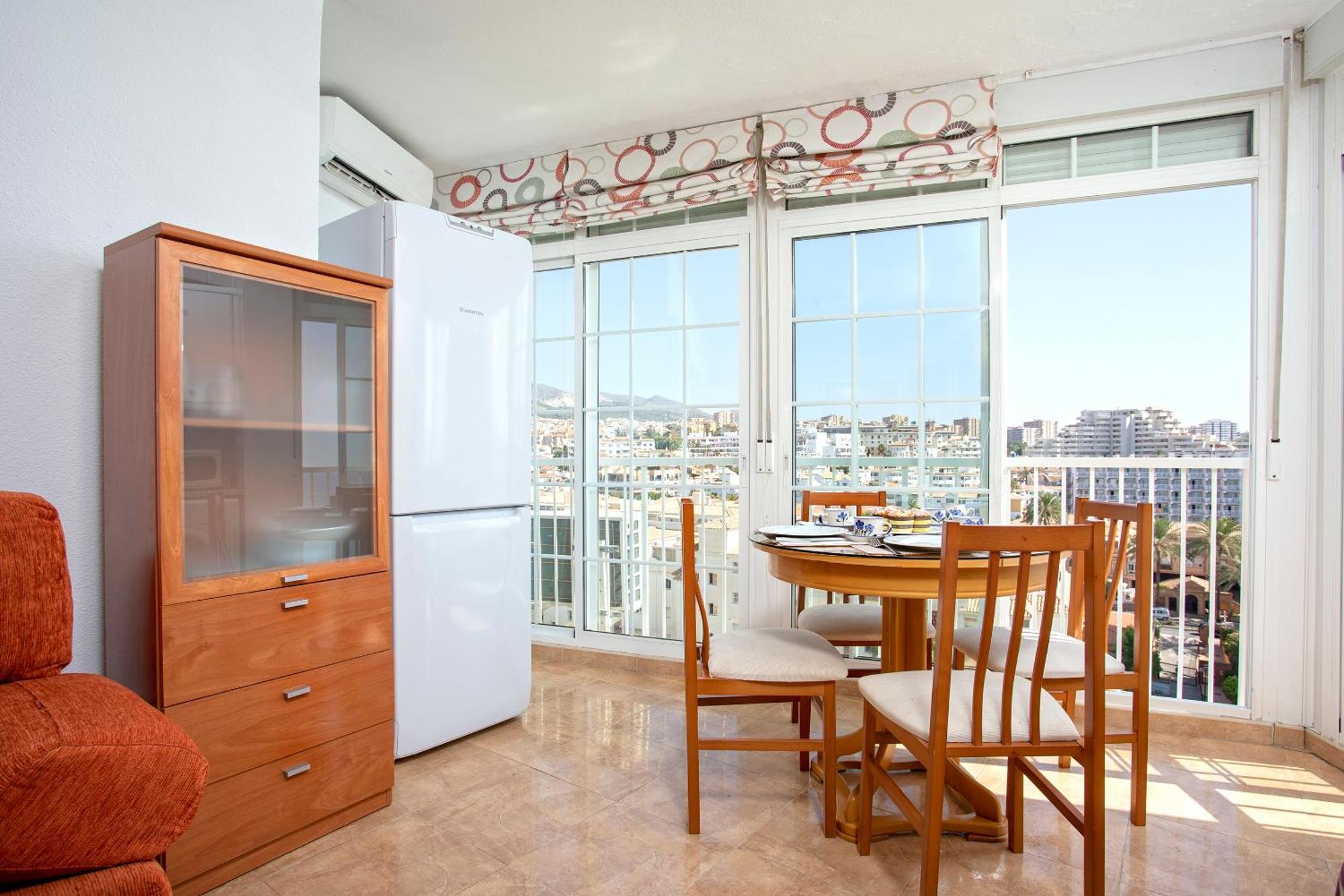 Apartamento Con Vistas Al Mar En Benalmádena Exteriör bild
